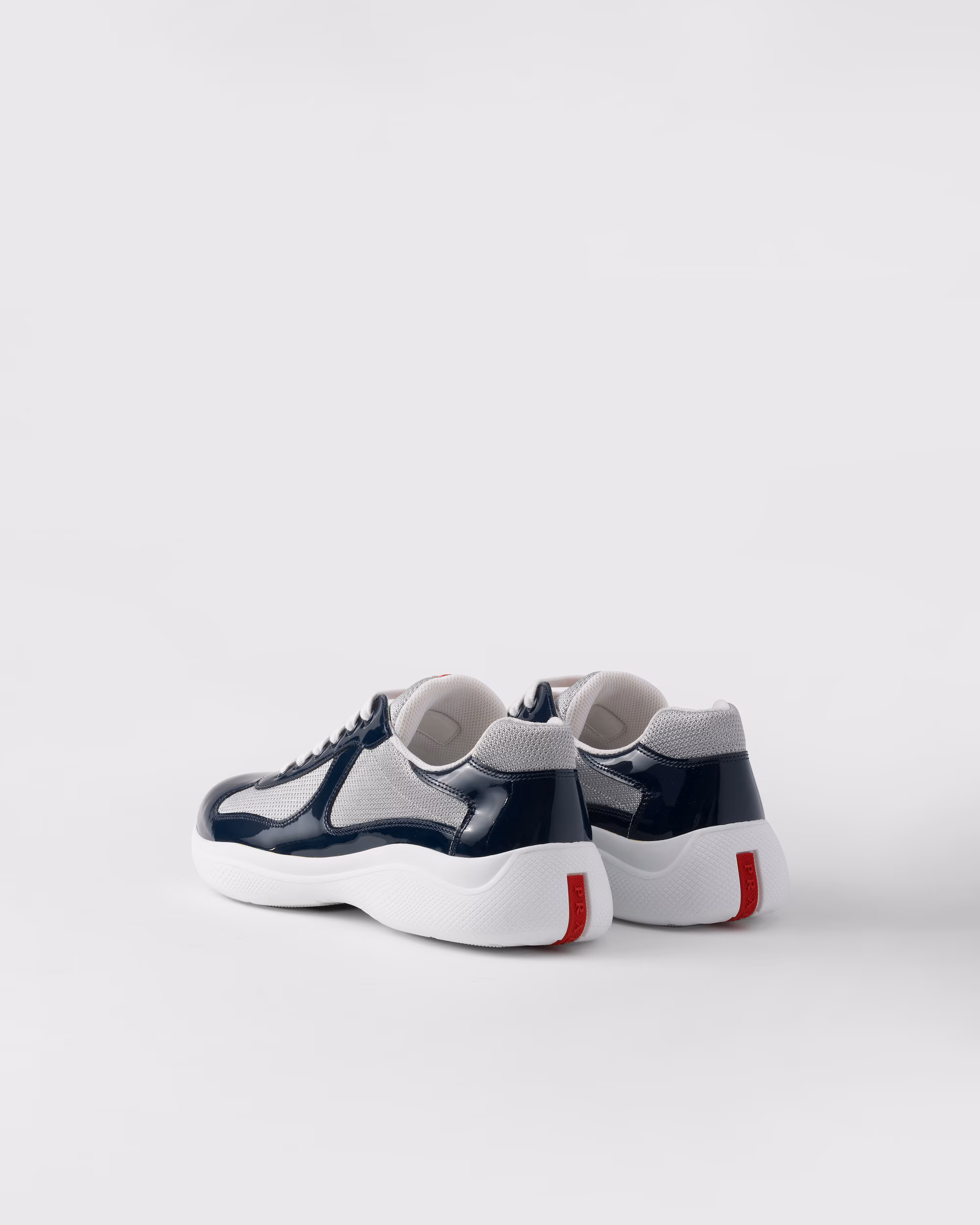 PRADA CUP BLEU FONCE