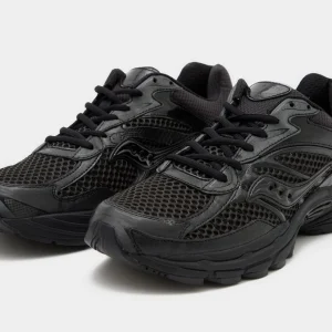 SAUCONY
