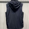 Veste sans manches C.P. Company Noire avec capuche – Image 2